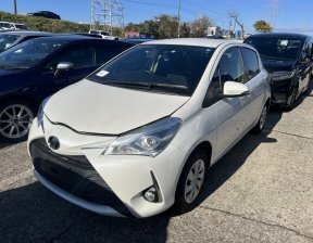 TOYOTA VITZ F Safety - Edition 3 2019