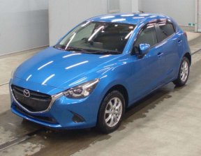 MAZDA DEMIO 13S 4WD 2015