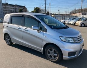 HONDA FREED SPIKE G JUST SELECTION 2010