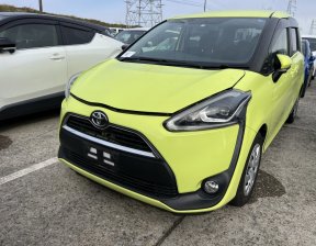 TOYOTA SIENTA X 2015