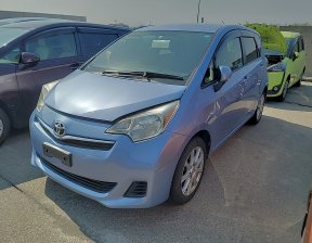 TOYOTA RACTIS X 2011