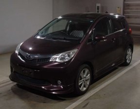 SUBARU TREZIA 1.3i-S 2011