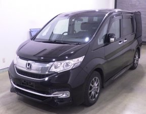 HONDA STEPWGN 7 seats 2015