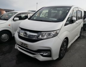 HONDA STEPWGN 7 Seats 2015