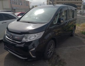 HONDA STEPWGN G 7seats 2015