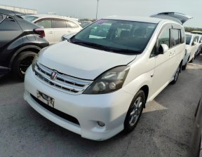 TOYOTA ISIS 4WD 2009