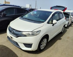 HONDA FIT 13G L Package 2014
