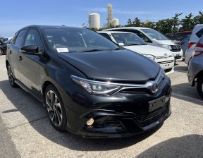 TOYOTA AURIS 120Т 2015