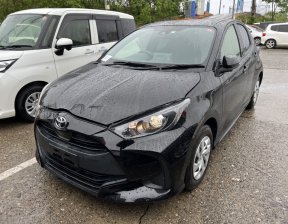 TOYOTA YARIS X 2020