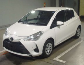 TOYOTA VITZ F 2019
