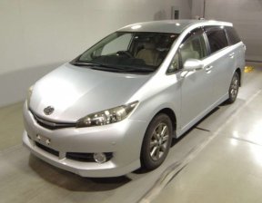 TOYOTA WISH 1.8G 2013