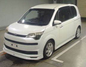 TOYOTA SPADE F 2012