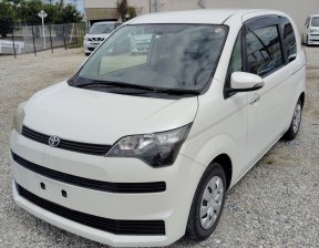 TOYOTA SPADE Х 2013