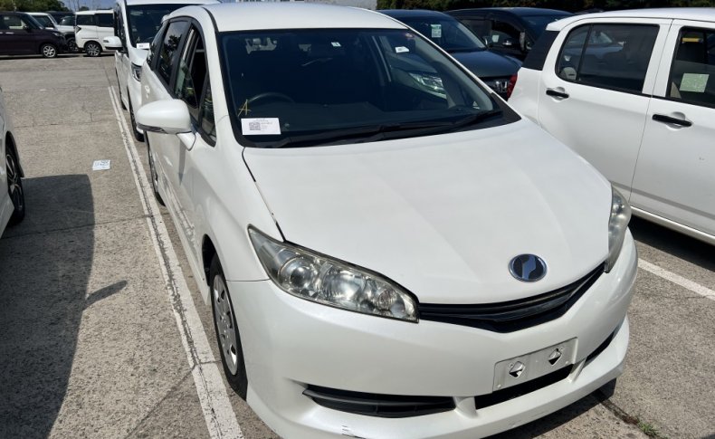 TOYOTA WISH 1.8 X 2012