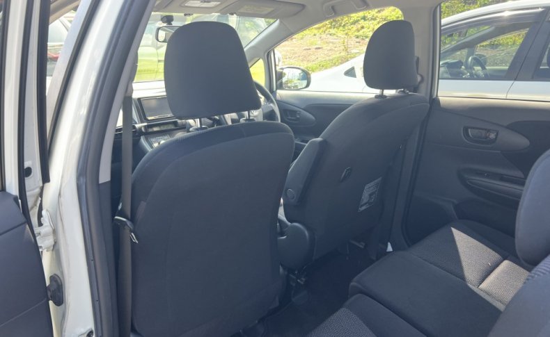 TOYOTA WISH 1.8 X 2012
