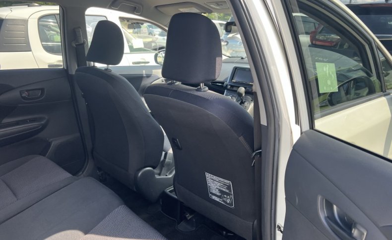 TOYOTA WISH 1.8 X 2012