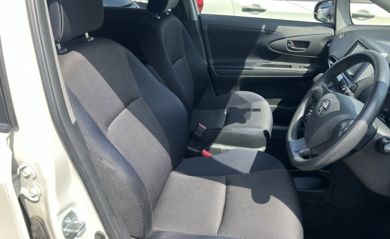 TOYOTA WISH 1.8 X 2012