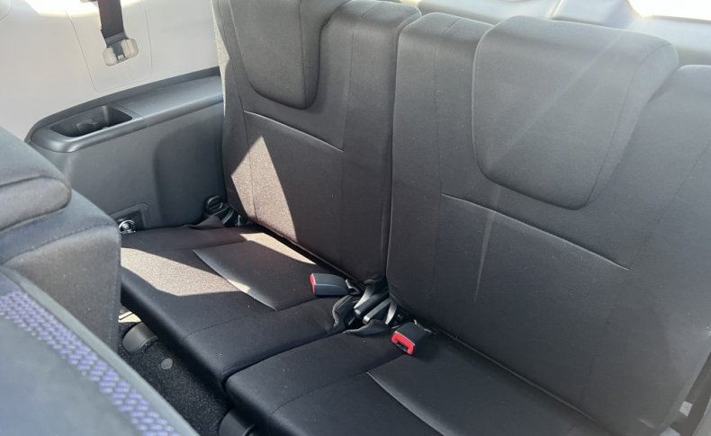 TOYOTA WISH 1.8 X 2012