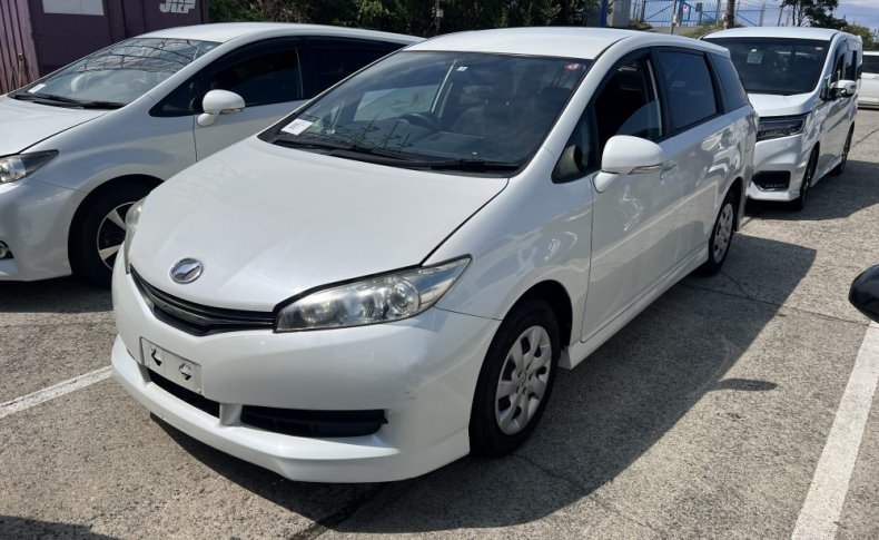 TOYOTA WISH 1.8 X 2012