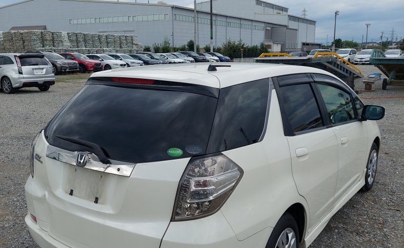HONDA FIT SHUTTLE 15X 2012
