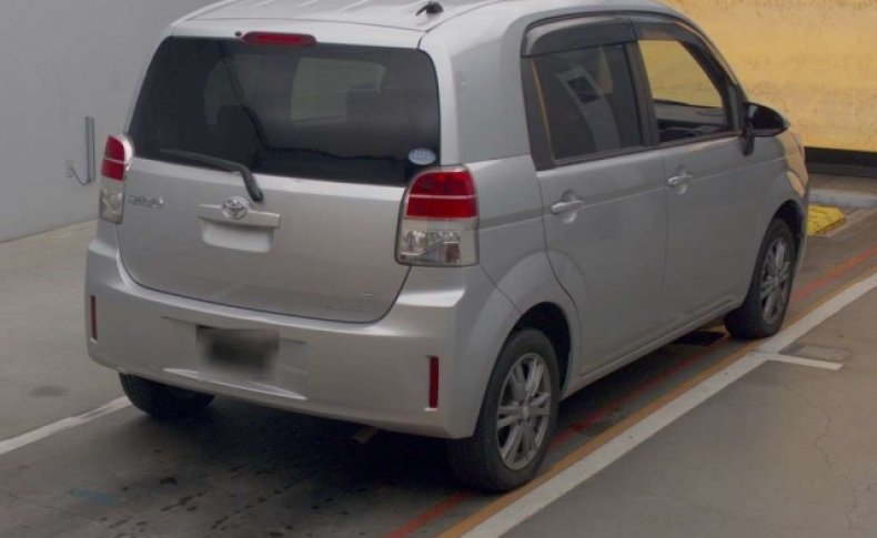 TOYOTA SPADE G 4WD 2013