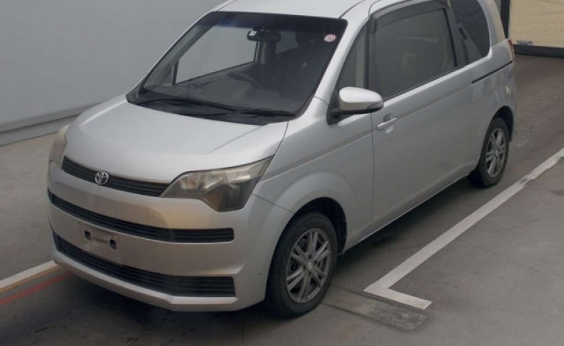 TOYOTA SPADE G 4WD 2013