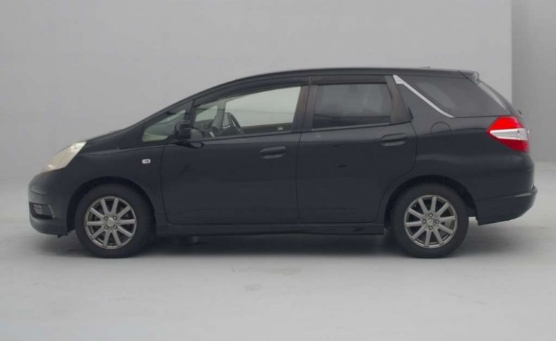 HONDA FIT SHUTTLE  2011