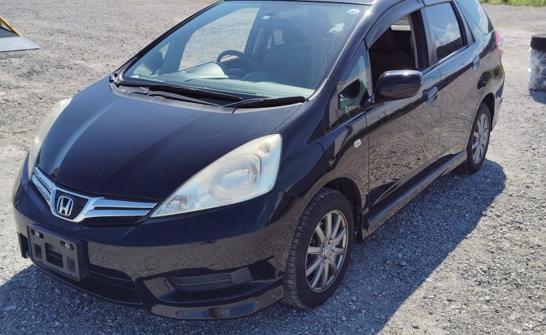 HONDA FIT SHUTTLE  2011