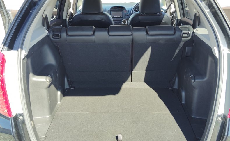 HONDA FIT SHUTTLE  2011
