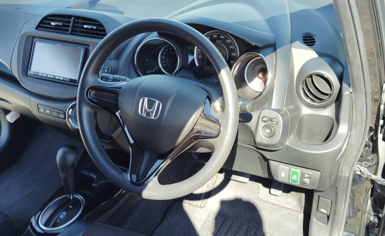 HONDA FIT SHUTTLE  2011
