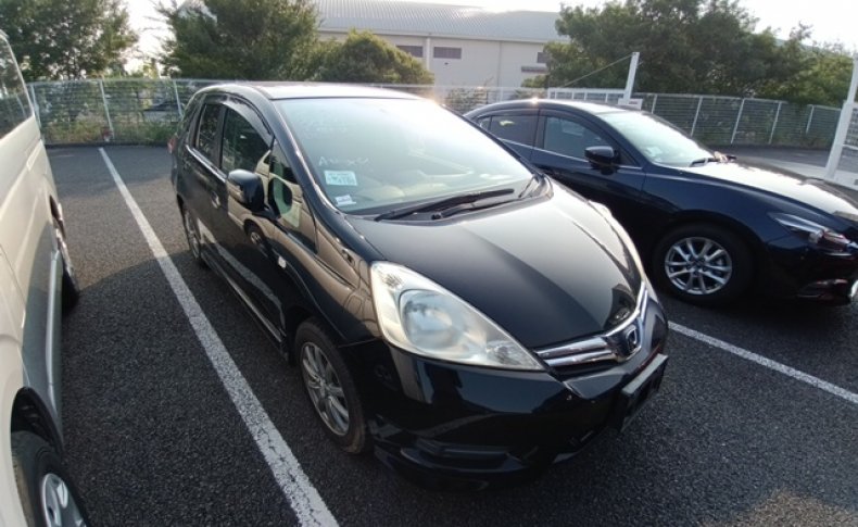 HONDA FIT SHUTTLE  2011