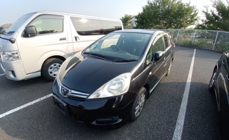 HONDA FIT SHUTTLE  2011