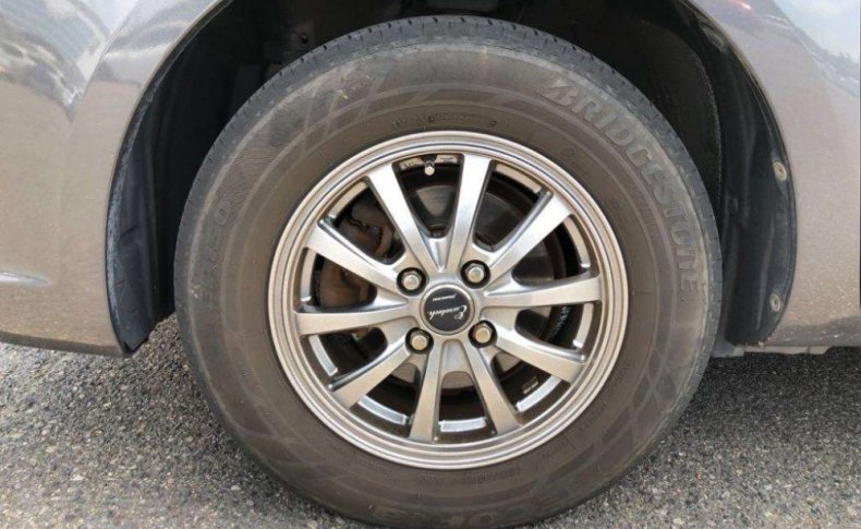TOYOTA SIENTA DICE 4WD 2011
