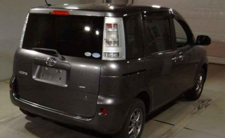 TOYOTA SIENTA DICE 4WD 2011