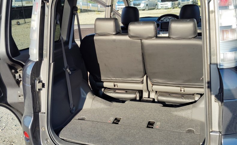 TOYOTA SIENTA DICE 4WD 2011