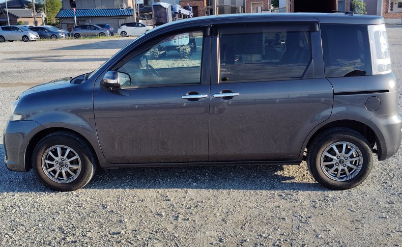 TOYOTA SIENTA DICE 4WD 2011