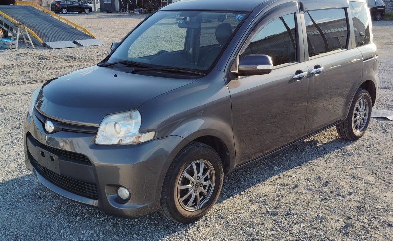 TOYOTA SIENTA DICE 4WD 2011