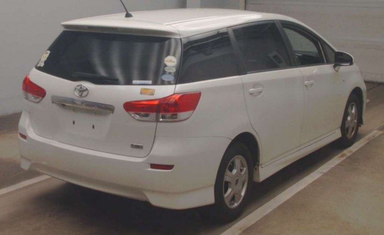 TOYOTA WISH 1.8 X HID EDITION 2010