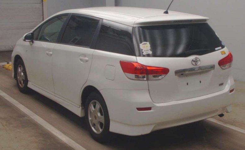 TOYOTA WISH 1.8 X HID EDITION 2010