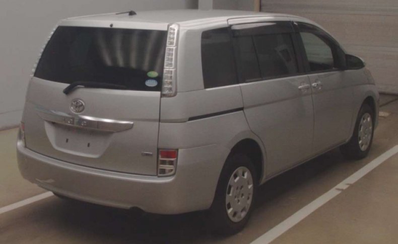 TOYOTA ISIS L 4WD 2014