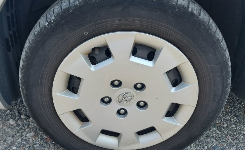 TOYOTA ISIS L 4WD 2014