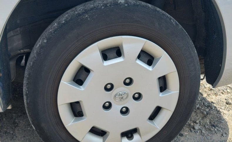 TOYOTA ISIS L 4WD 2014