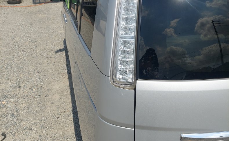 TOYOTA ISIS L 4WD 2014