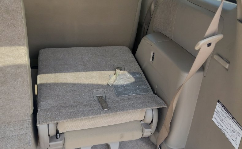 TOYOTA ISIS L 4WD 2014