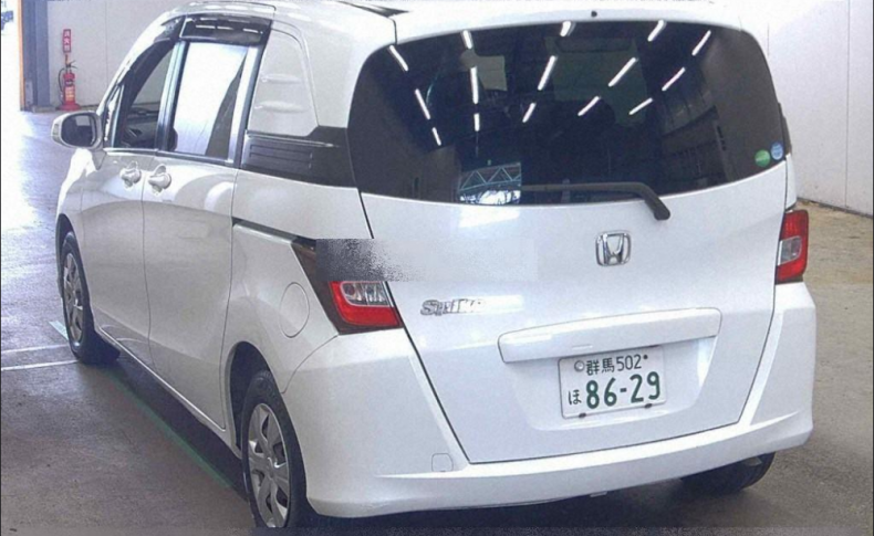HONDA FREED SPIKE G JUST ION 2013