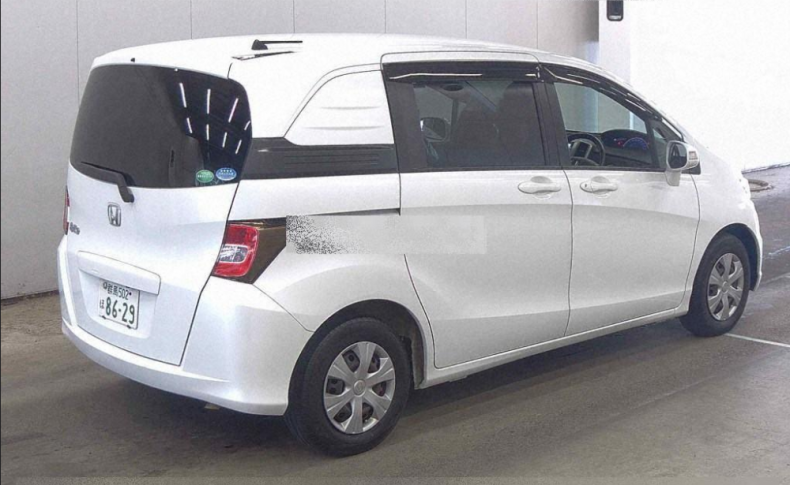 HONDA FREED SPIKE G JUST ION 2013