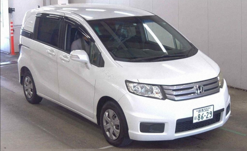 HONDA FREED SPIKE G JUST ION 2013