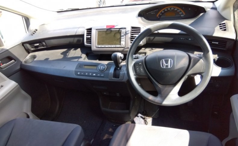 HONDA FREED G JUST ION 2009