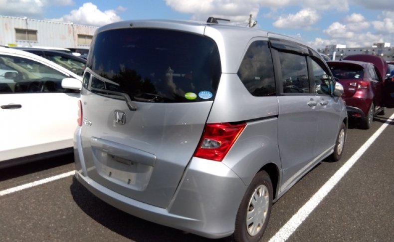 HONDA FREED G JUST ION 2009