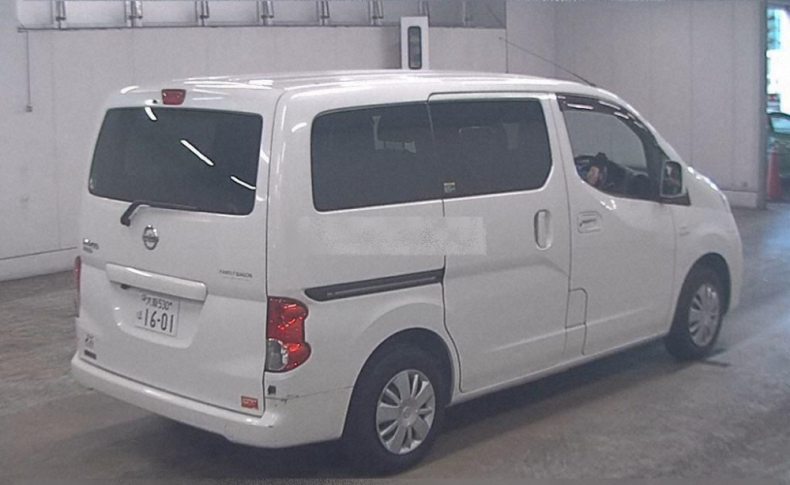 NISSAN NV200 CAMPING WG 2015